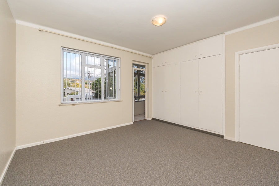 To Let 3 Bedroom Property for Rent in Kenilworth Upper Western Cape